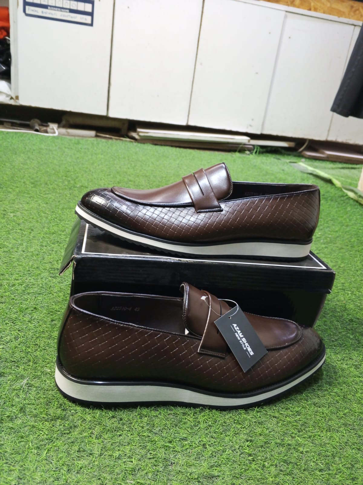 Classic  Leather Shoe