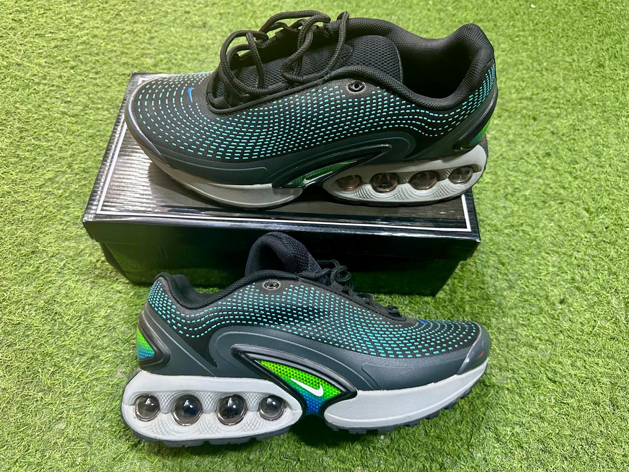 Dn Air Max sneakers