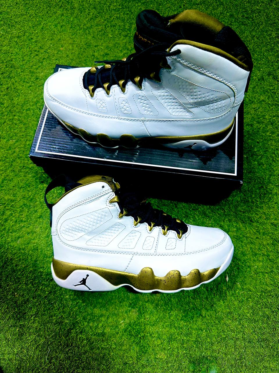 Nike Air Jordan 9 Retro - Image 2