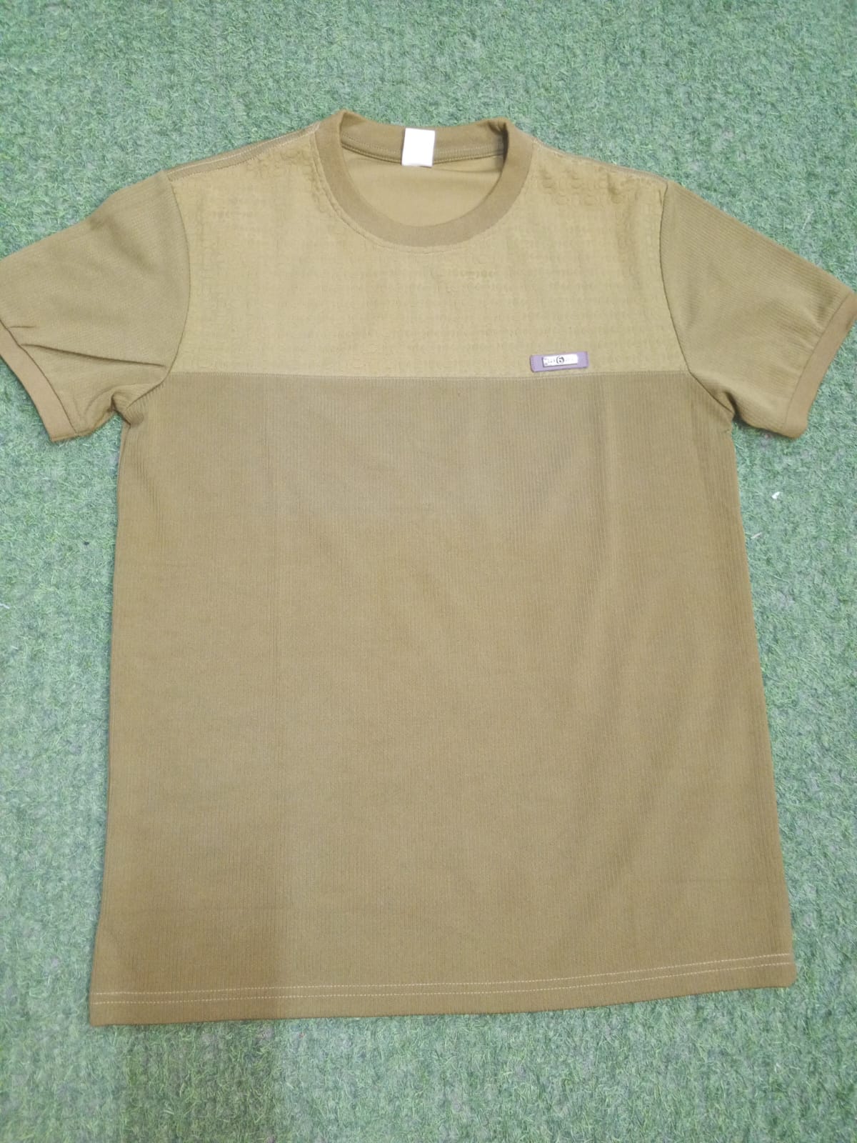 brown crewneck tshirt