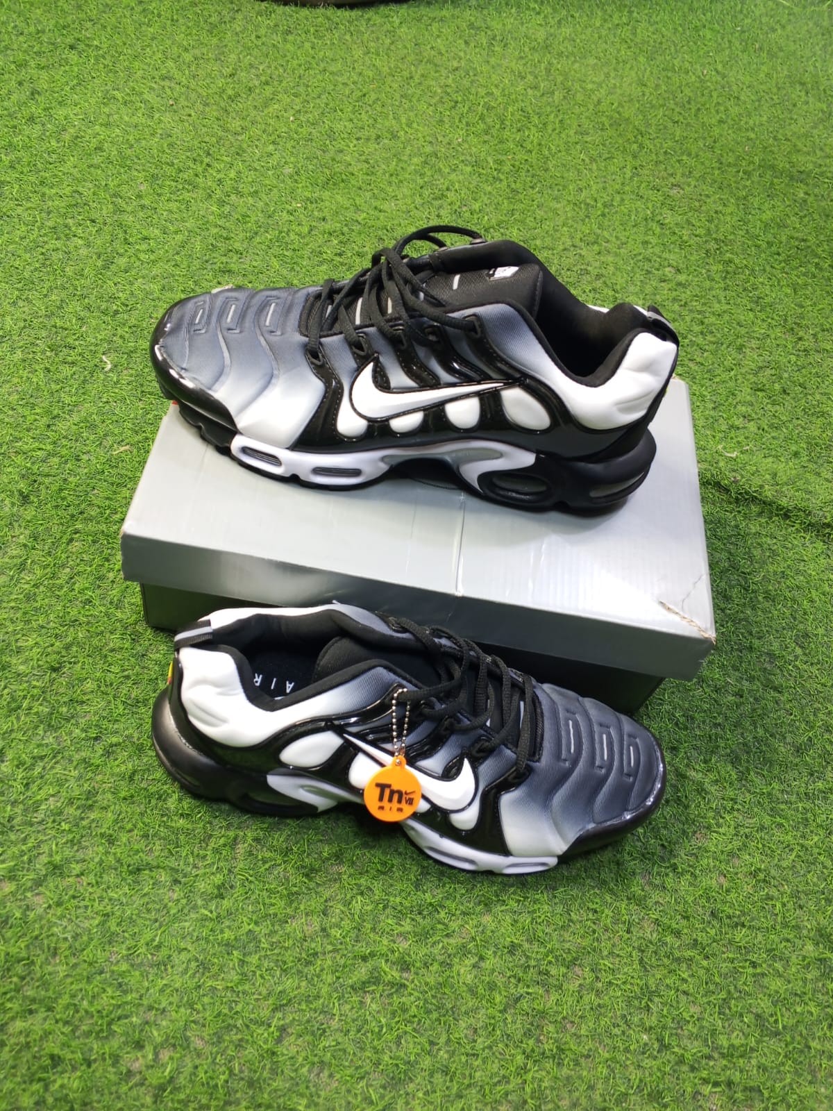 Nike Air Max Plus Drift Black