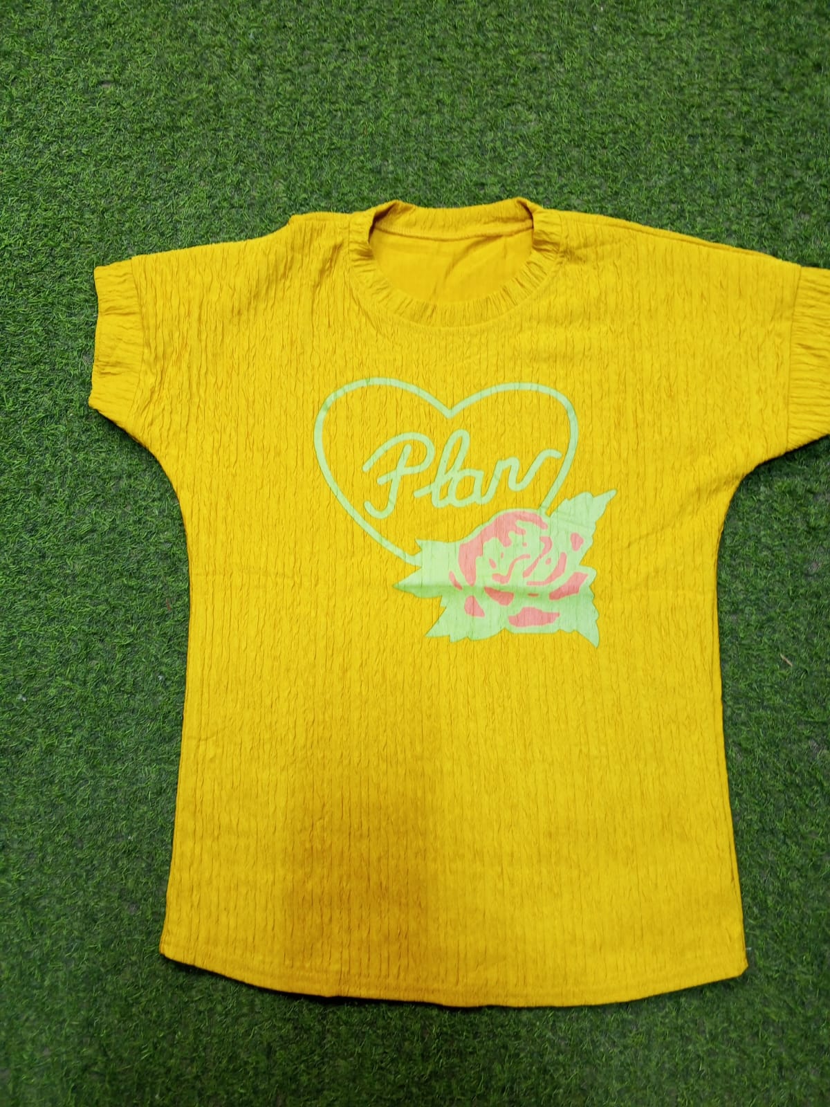 yellow textured graphic tshirt